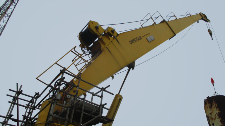 Offshore Crane Operations Stage 1, 2 & 3 Training – PFL Engineering ...